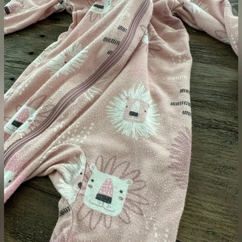 Bestaroo baby girls 0-3 months pastel pink Lion Zip Up Pajamas Modal‎ Sleeper